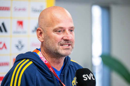Assistant coach Magnus Wikman of the Swedish women's