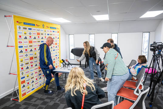 Assistant coach Magnus Wikman of the Swedish women's
