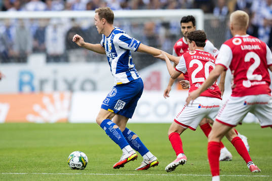 IFK Göteborgs Adam Carlén och Kalmars Jacob Trenskow