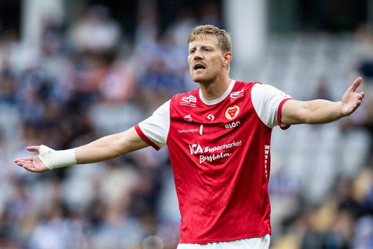 Kalmars Lars Saetra reagerar