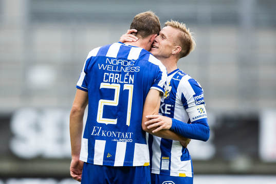 IFK Göteborgs Adam Carlén jublar med Oscar Wendt