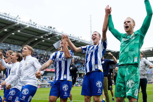 IFK Göteborgs Linus Carlstrand, Adam Carlén och målvakt
