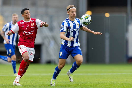 Kalmars Romario Pereira Sipiao och IFK Göteborgs Linus
