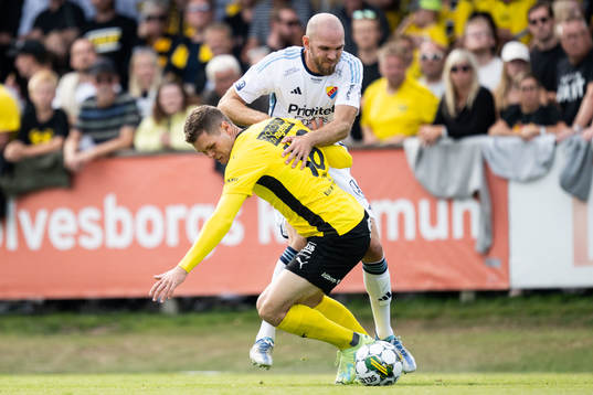 Mjällbys Jacob Bergström och Djurgårdens Marcus Danielson