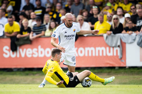 Mjällbys Jacob Bergström och Djurgårdens Marcus Danielson