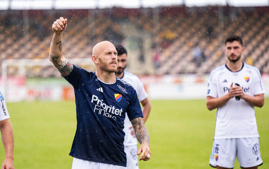 Djurgårdens Marcus Danielson jublar