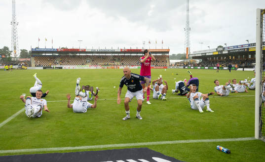 Djurgårdens spelare jublar