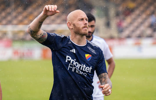 Djurgårdens Marcus Danielson jublar