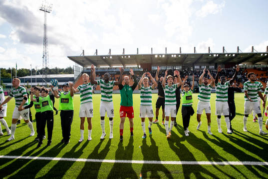 Västerås SKs spelare jublar