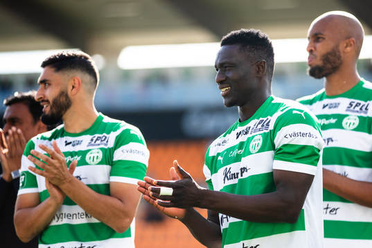 Västerås SKs Ibrahim Yalatif Diabaté jublar