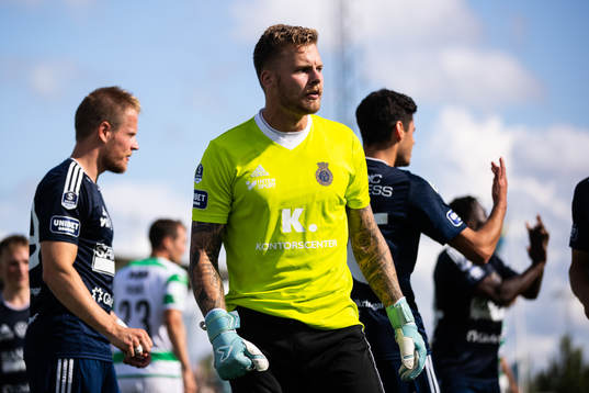Gefles målvakt Robin Wallinder