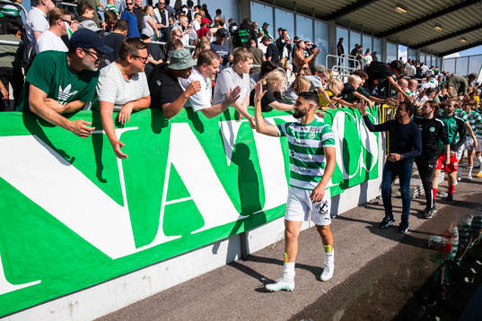 Västerås SKs Umit Aras jublar