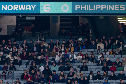 The scoreboard shows the final result