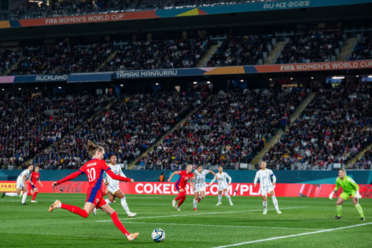 Caroline Graham Hansen of Norway with the assist for the