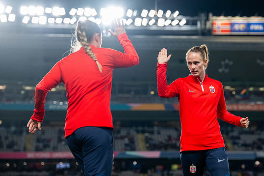 Caroline Graham Hansen and Maren Mjelde of Norway