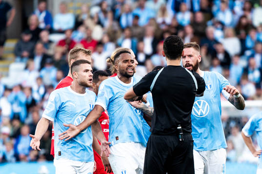 Malmö FFs Gabriel Busanello, Isaac Kiese Thelin och Pontus