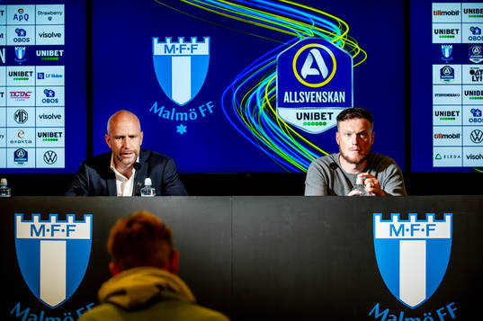 Malmö FFs tränare Henrik Rydström och värnamos tränare