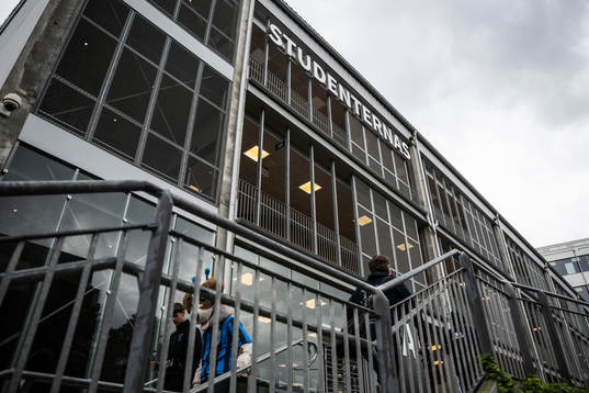Exteriör av Studenternas IP