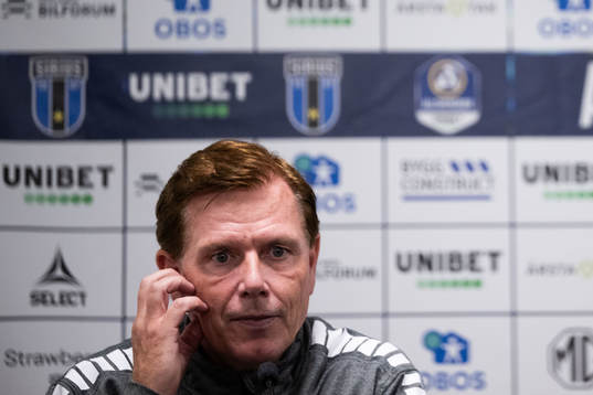 Sirius tränare Christer Mattiasson deppar