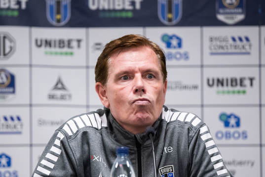 Sirius tränare Christer Mattiasson deppar