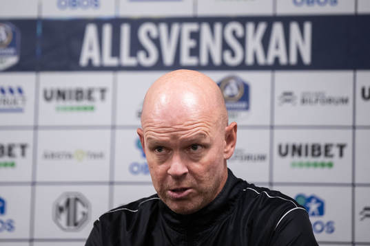 AIKs tränare Henning Berg