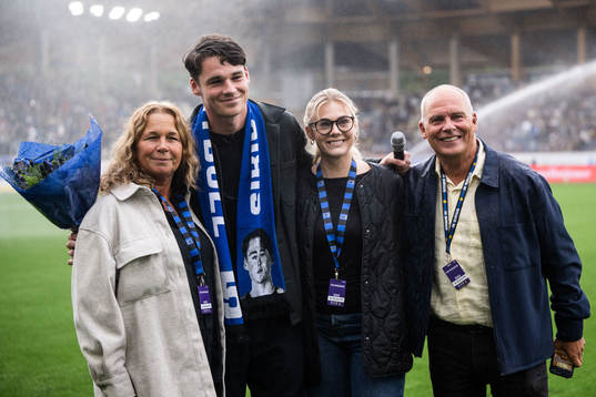 Sirius Jamie Roche tackas av