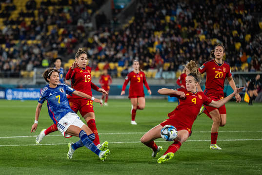 Hinata Miyazawa of Japan scores 3-0 when competing with