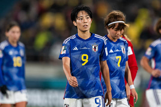 Riko Ueki and Hinata Miyazawa of Japan