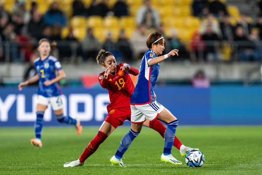 Olga Carmona of Spain and Hinata Miyazawa of Japan
