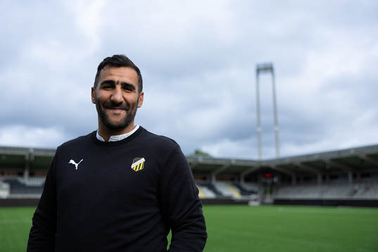 Häckens nya damallsvenska tränare Mak Lind