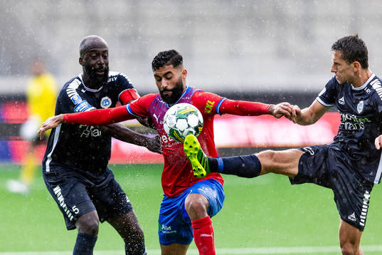 Utsiktens Ronald Mukiibi och Predrag Randelovic mot