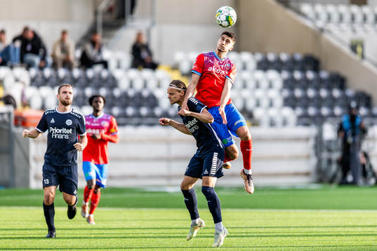 Helsingborgs Amar Muhsin och Utsiktens Fredrik Martinsson