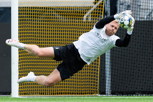 Goalkeeper Peter Abrahamsson of Häcken