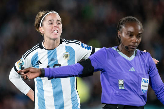 Mariana Larroquette of Argentina reacts behind referee