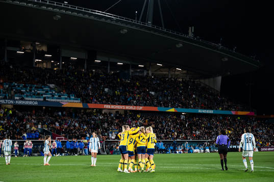 Elin Rubensson of Sweden celebrates with team mates