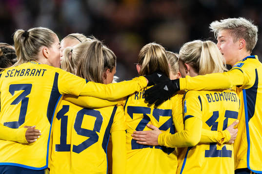 Elin Rubensson of Sweden celebrates with team mates