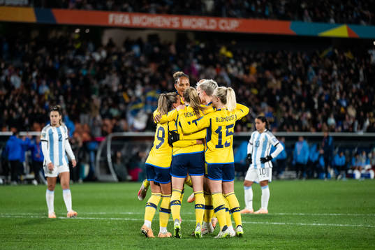 Elin Rubensson of Sweden celebrates with Johanna Rytting