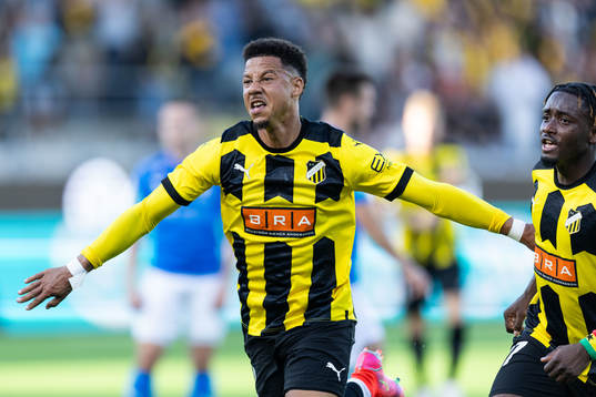 Tobias Sana of Häcken celebrates