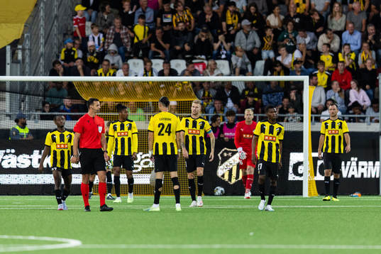 Players of Häcken look dejected