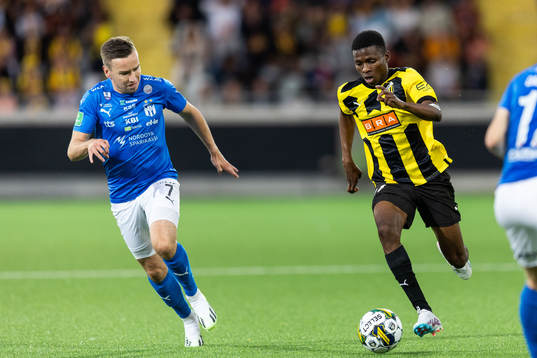 Arni Frederiksberg of Klaksvik and Akoua Romeo Amane of