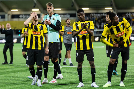 Mikkel Rygaard Jensen, Johan Hammar, Akoua Romeo Amane and