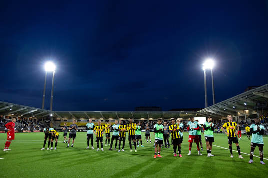 Players of Häcken look dejected