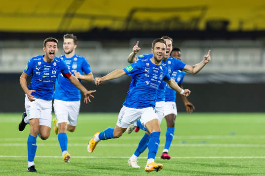 Players of Klaksvik celebrates