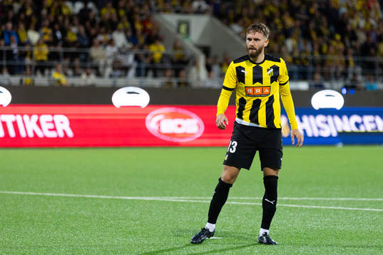 Simon Sandberg of Häcken looks dejected