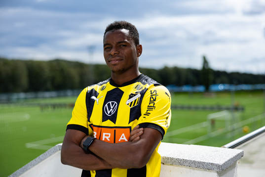 Häckens nyförvärv Abdulrazaq Ishaq