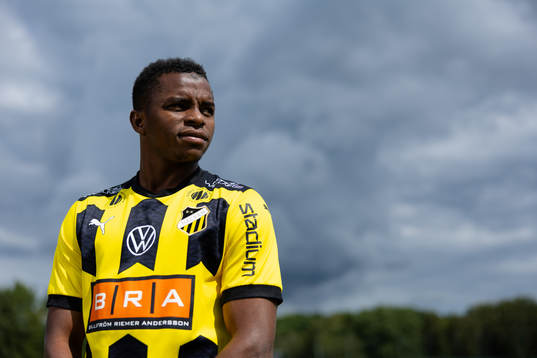Häckens nyförvärv Abdulrazaq Ishaq