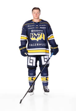 s Victor Sjöholm