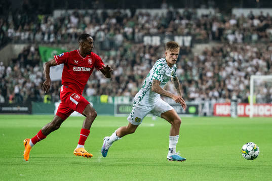 Joshua Brenet of Twente and Fredrik Hammar of Hammarby