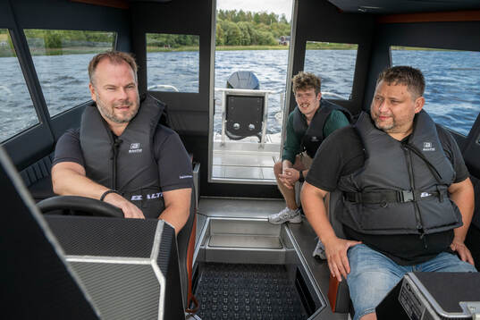 Modo hockeys sportchef Henrik Gradin  och tränare Mattias