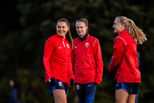 Vilde Bøe Risa and Caroline Graham Hansen of Norway at a
